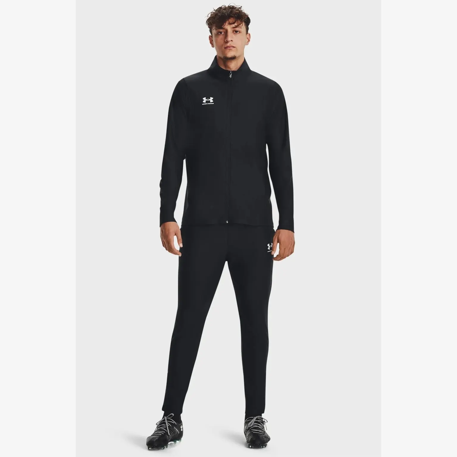 Спортивний костюм Чоловічий Under Armour Kit Challenger 1379592-001