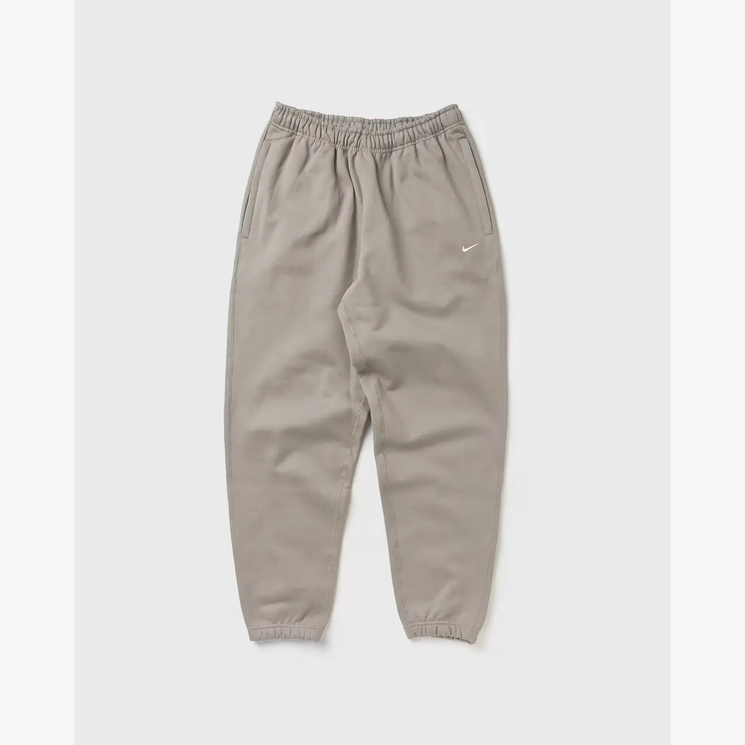 Футболка Мужская Nike Solo Swoosh Beige CW5460-320