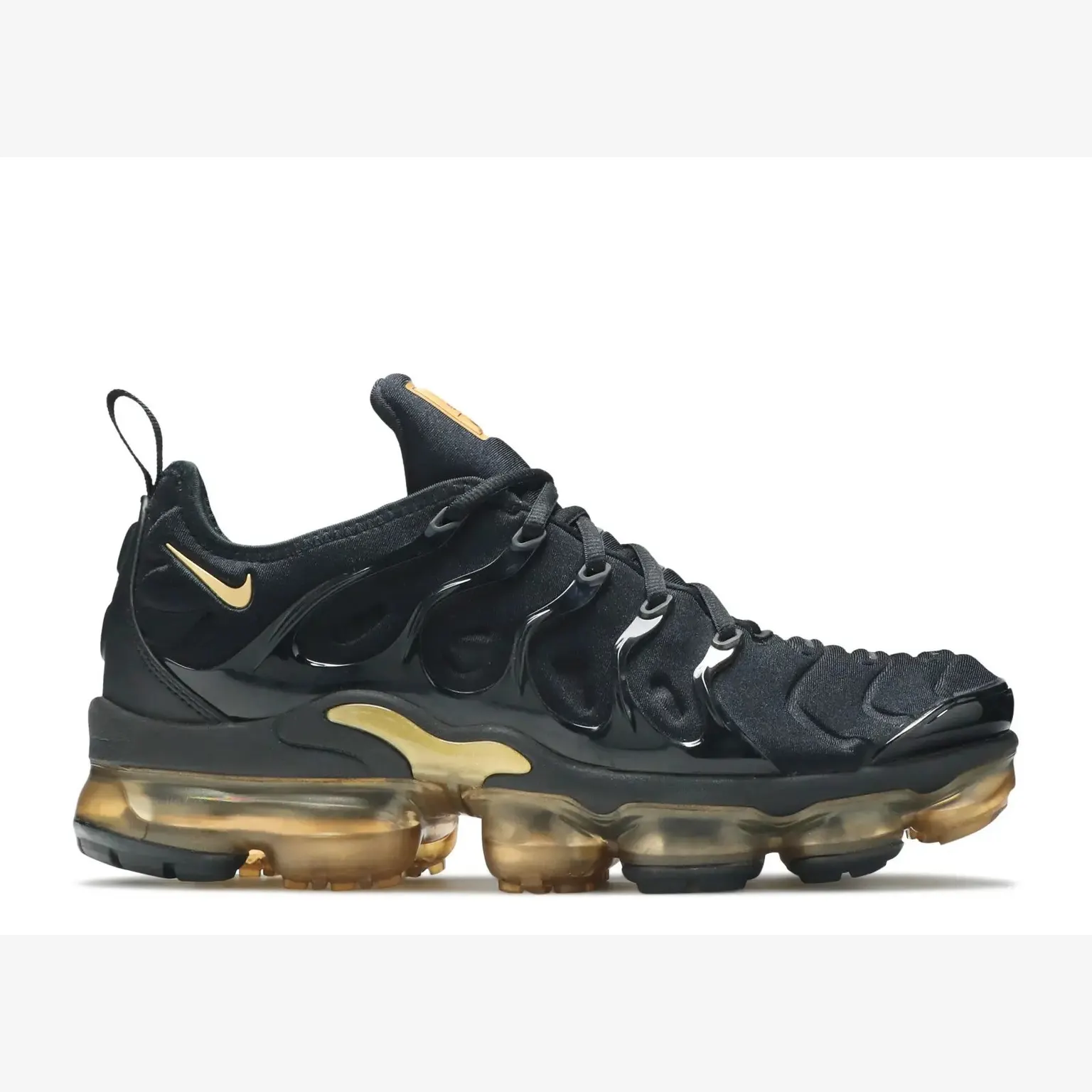 Кросівки Чоловічі Nike Air VaporMax Plus Black/Metallic Gold CW7299-001