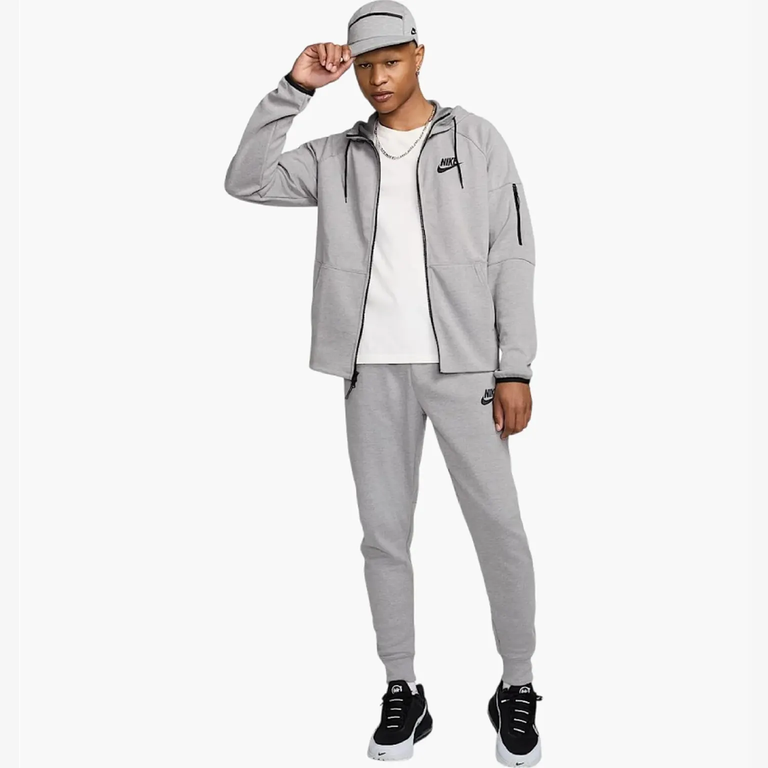 Спортивний костюм Чоловічий Nike Tech Essentials DD5284-002__DD5293-002
