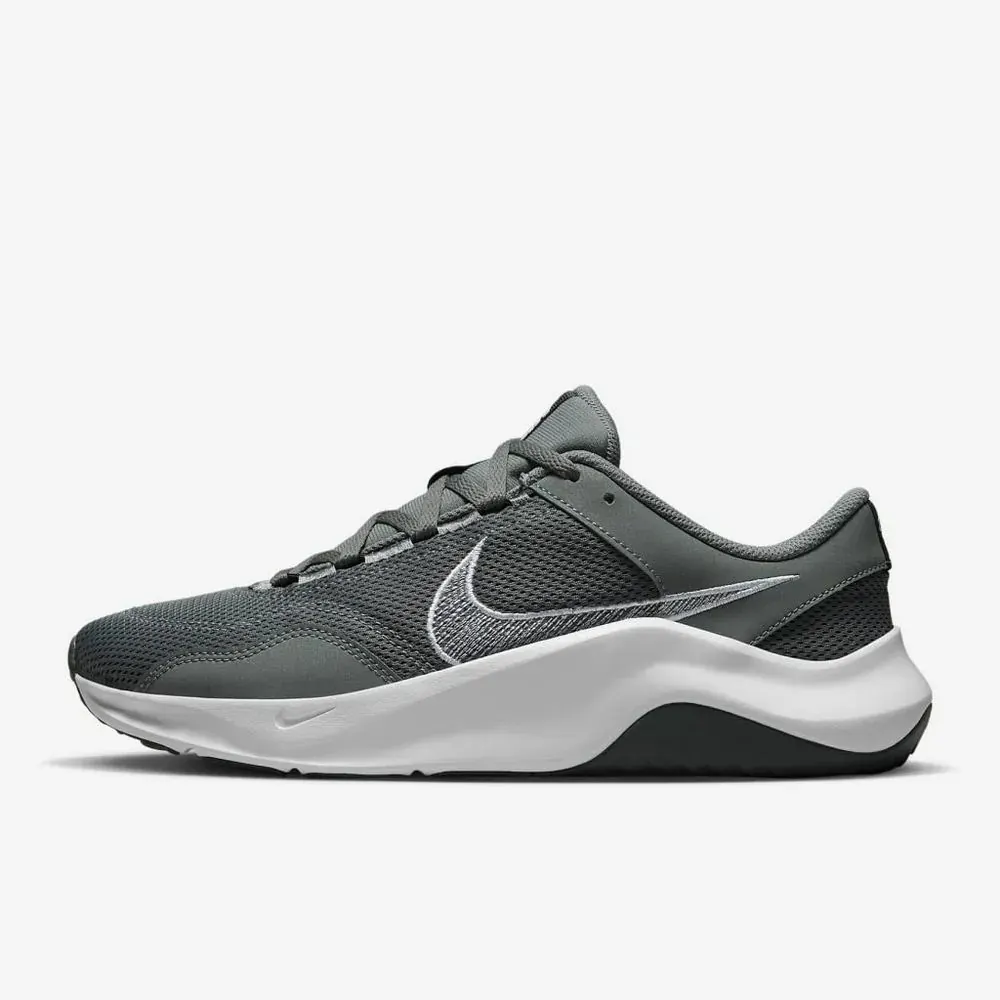 Кросівки Чоловічі Nike Legend Essential 3 Next Nature DM1120-002