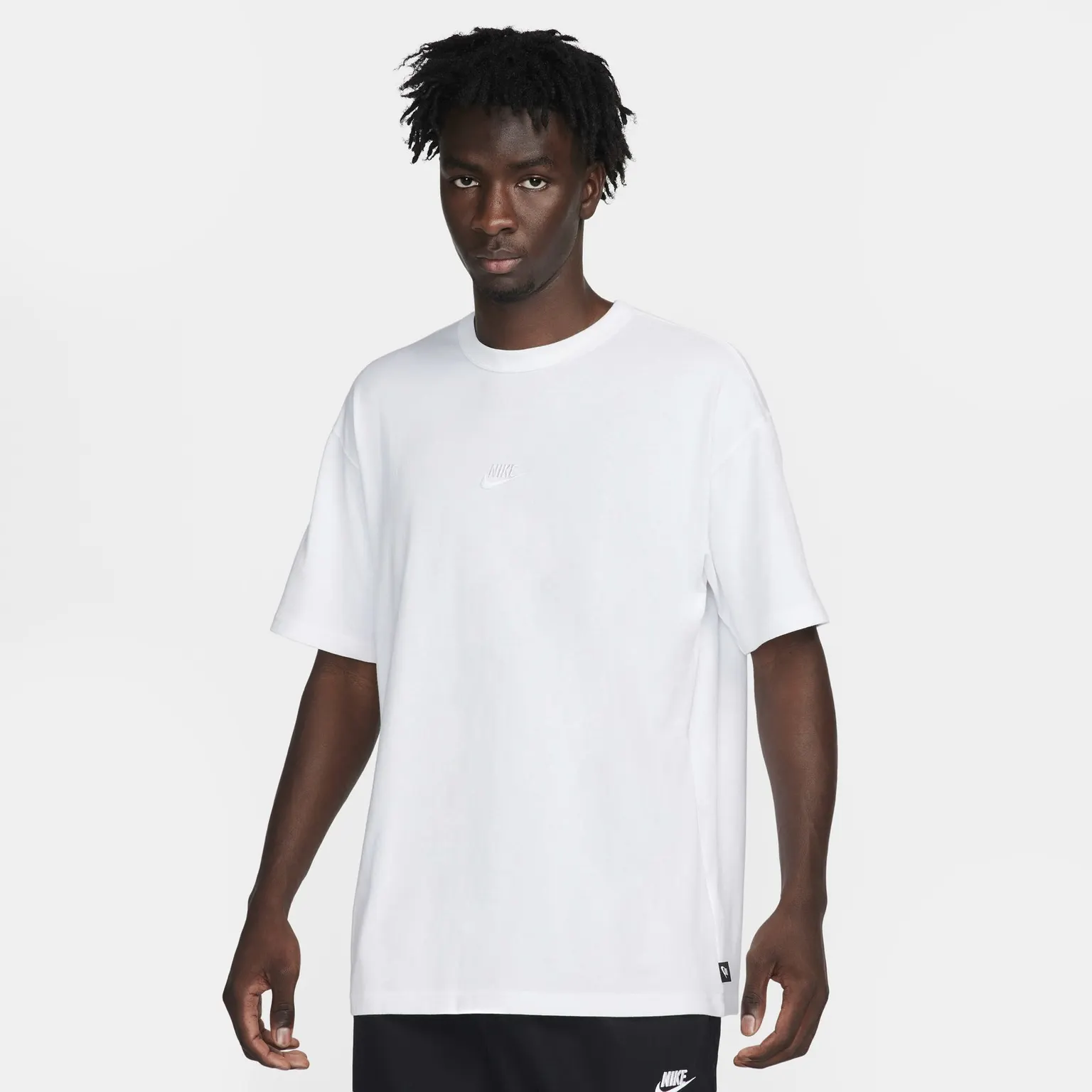 Футболка Чоловіча Nike Tee PRM White DO7392-101