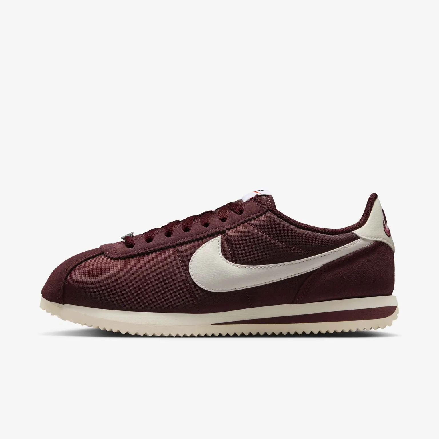Кросівки Чоловічі Nike Cortez Textile Burgundy Crush/Sail DZ2795-605