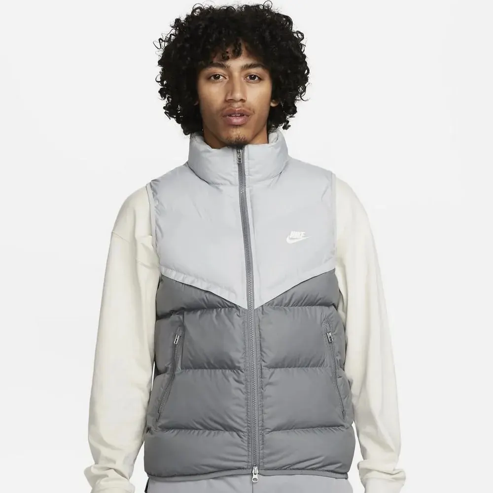 Жилет Чоловічий Nike Storm-FIT Windrunner Grey FB8193-077