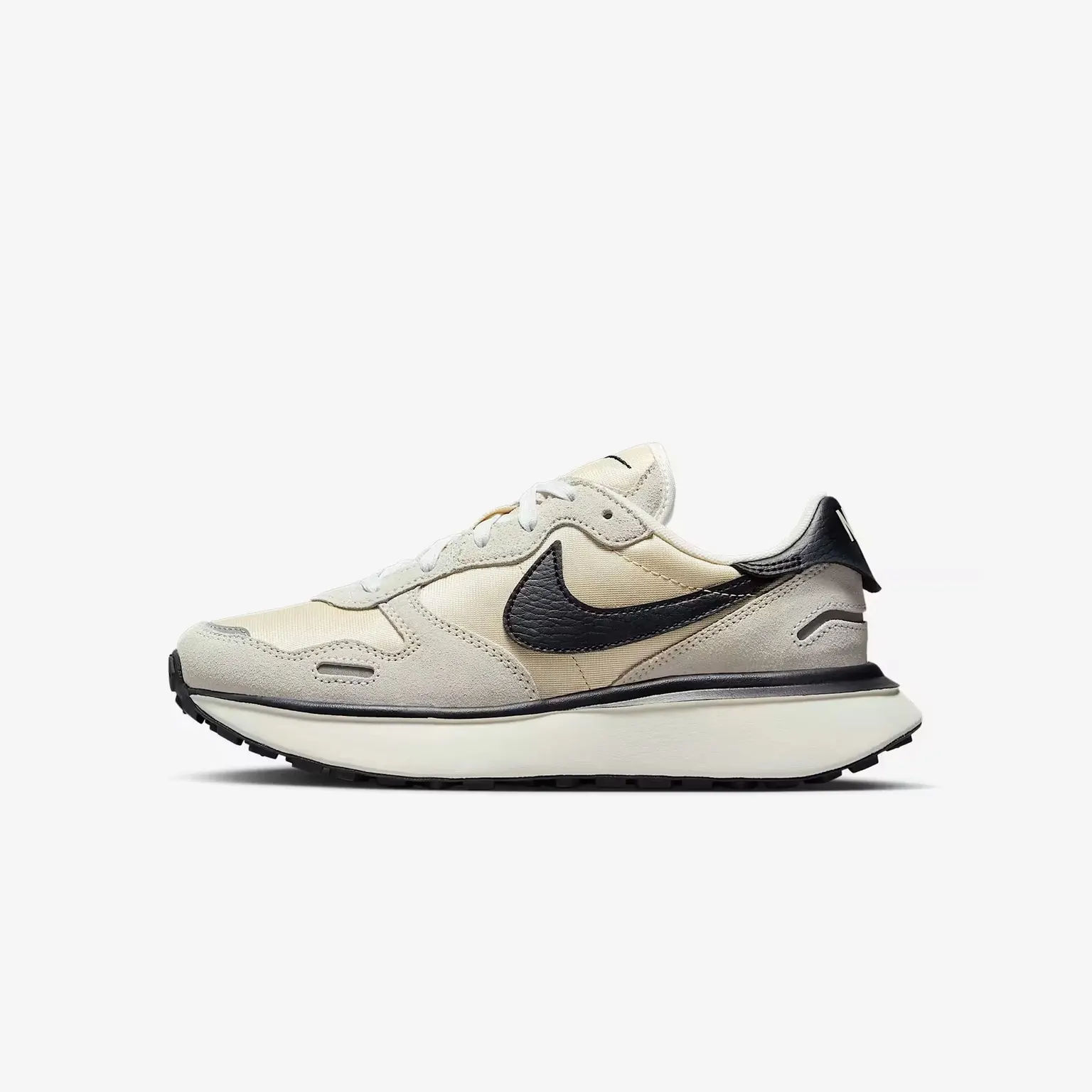 Кросівки Чоловічі Nike Phoenix Waffle FD2196-100