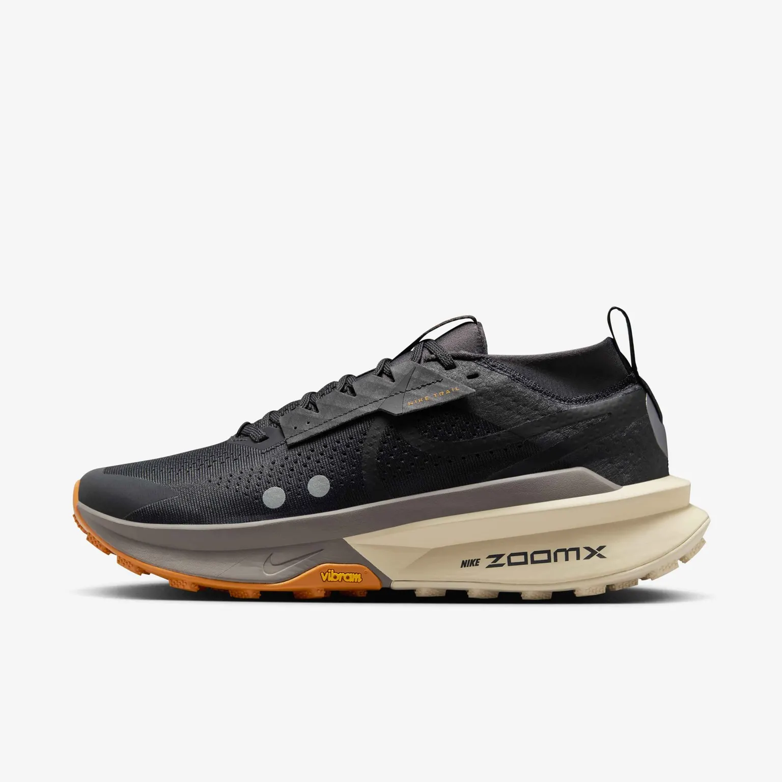 Кросівки Nike Zegama Trail 2 Off-Noir/Black/Monarch/Pale Ivory FD5190-008