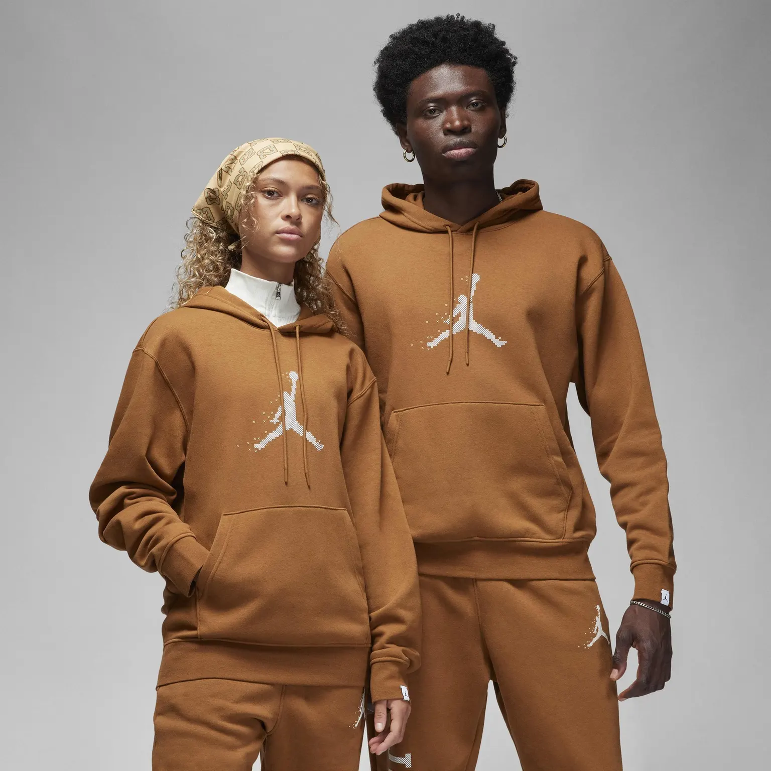 Худі Jordan Essentials Festive Fleece Pullover Hoodie Light British Tan/Sail FD7465-281