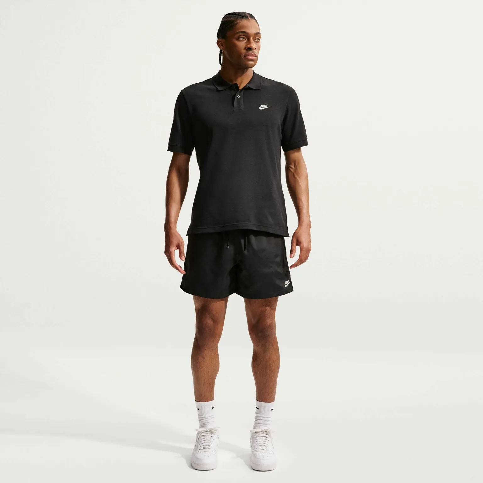 Шорти Чоловічі Nike Club Woven Flow Shorts Black/White FN3307-010