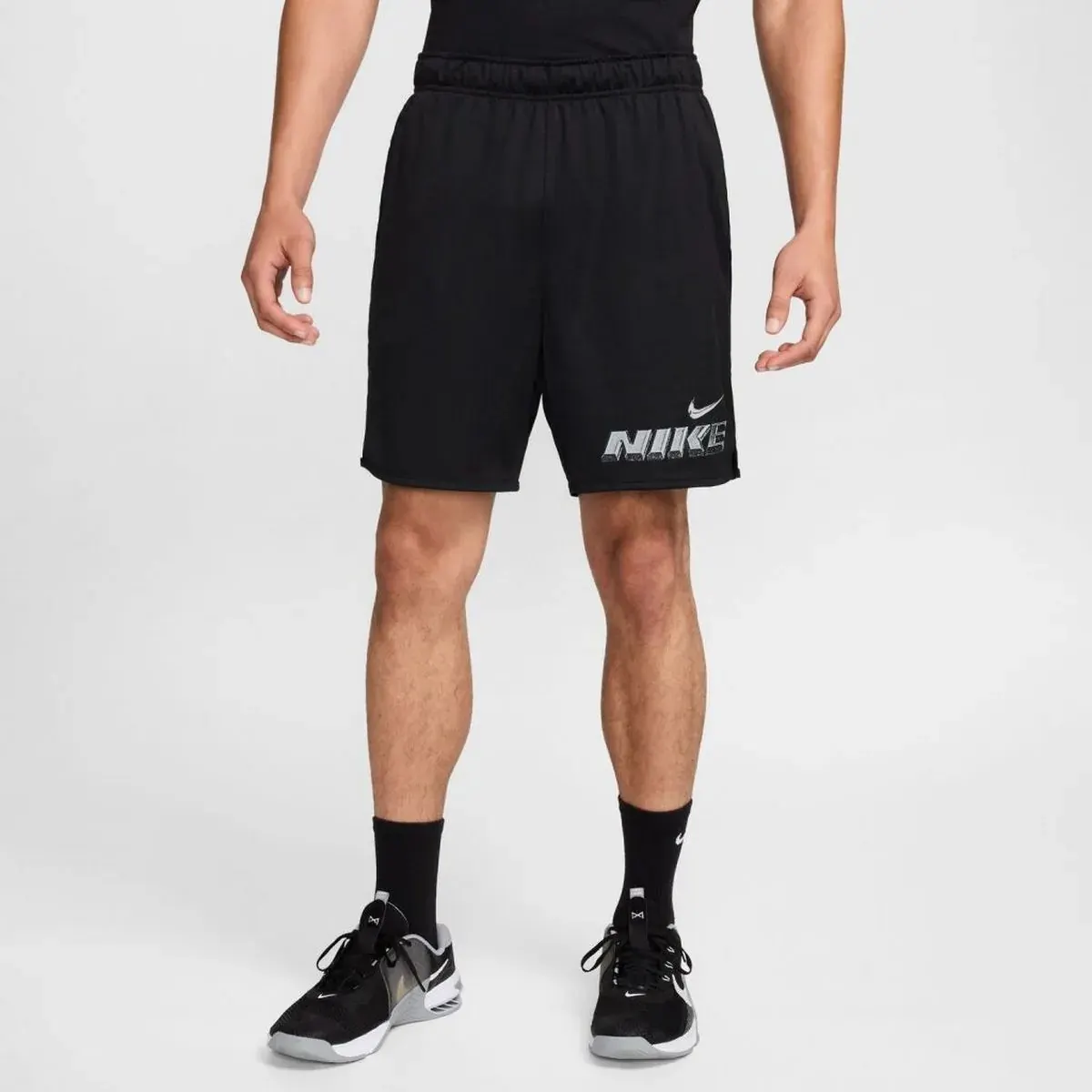 Шорты Мужские Nike Dri-Fit Totality Gfx Short FV9618-010