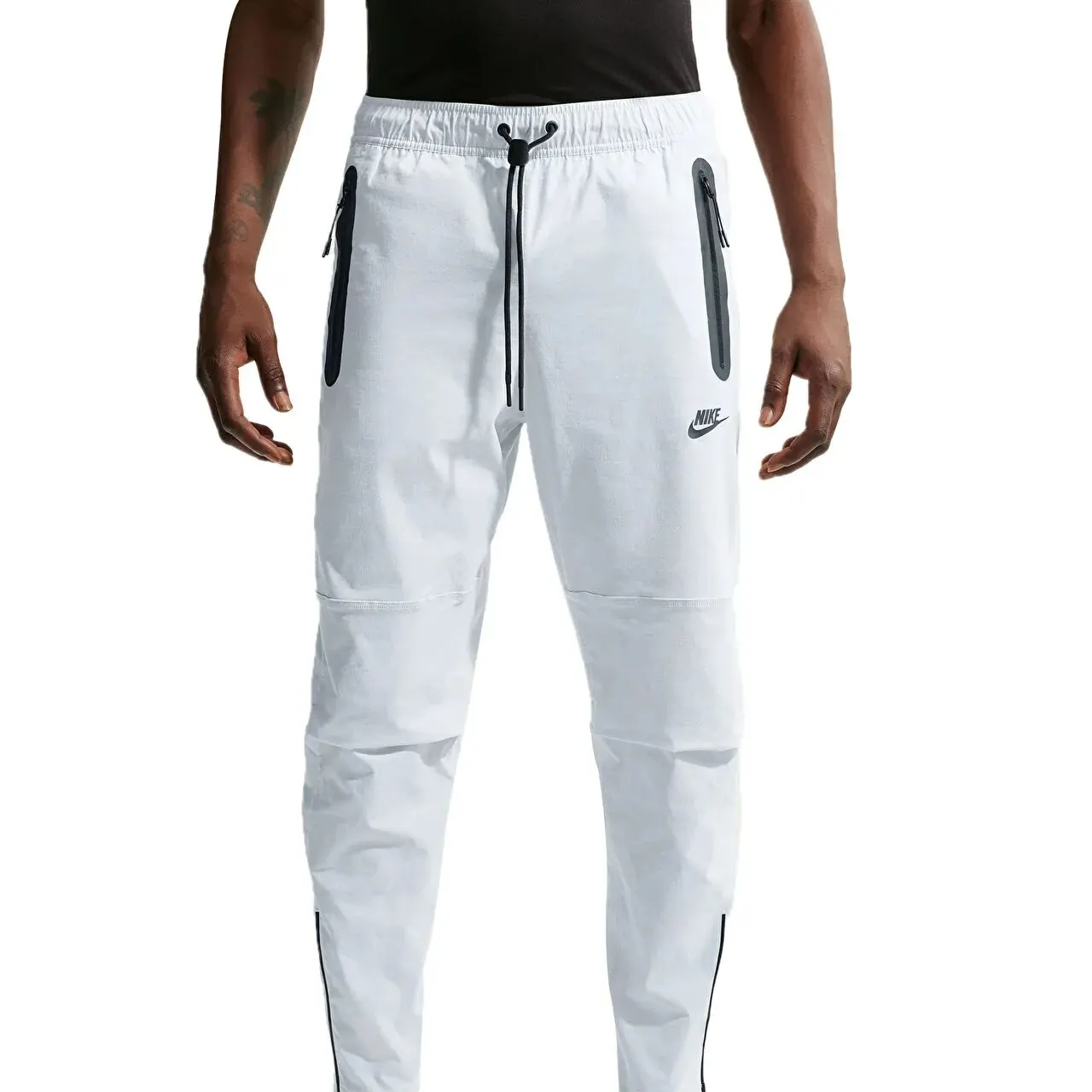 Штани Чоловічі Nike Tech Woven HM8241-101