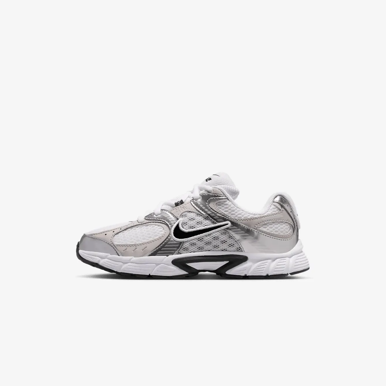Кросівки Жіночі Nike V5 RNR HQ6411-100