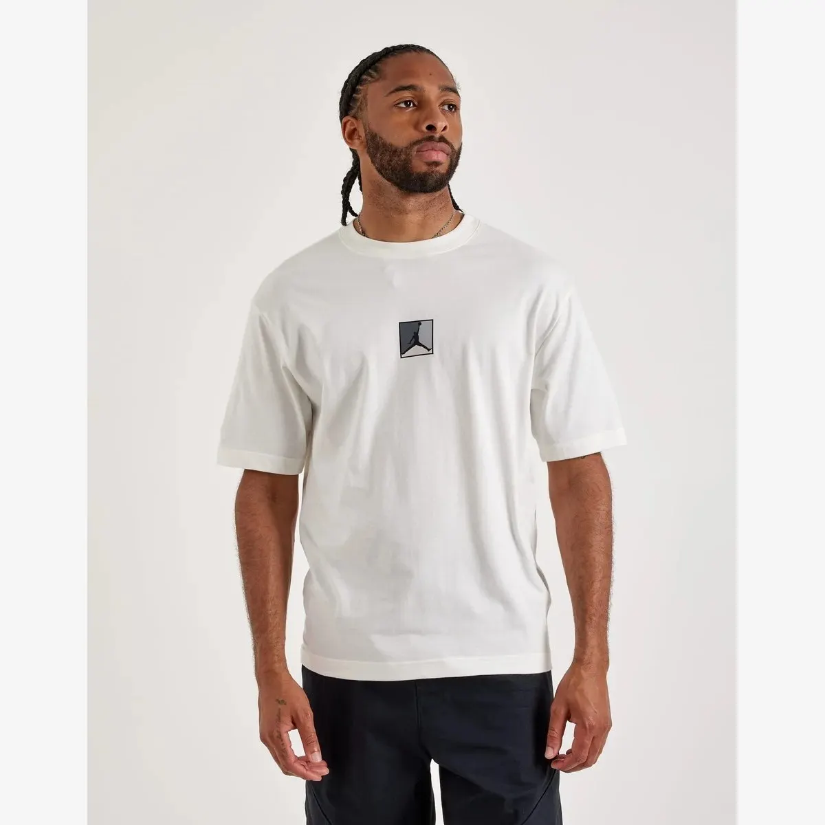 Футболка Чоловіча Jordan Tee Bone Back Logo Beige HQ8942-133