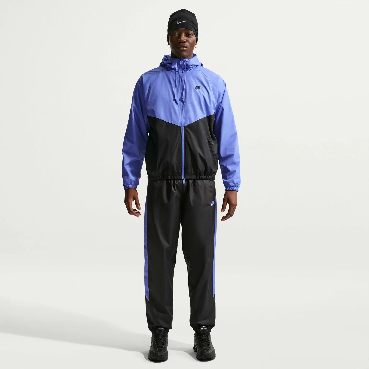 Штани Чоловічі Nike Windrunner HV8371-011