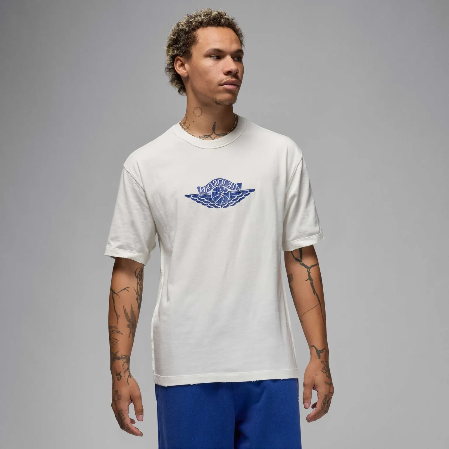 Футболка Чоловіча Jordan Tee White Blue Logo IB3130-133