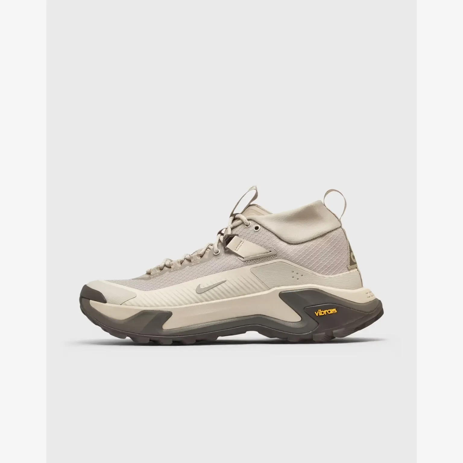 Кросівки Чоловічі Nike ACG ZoomX IO7854-201