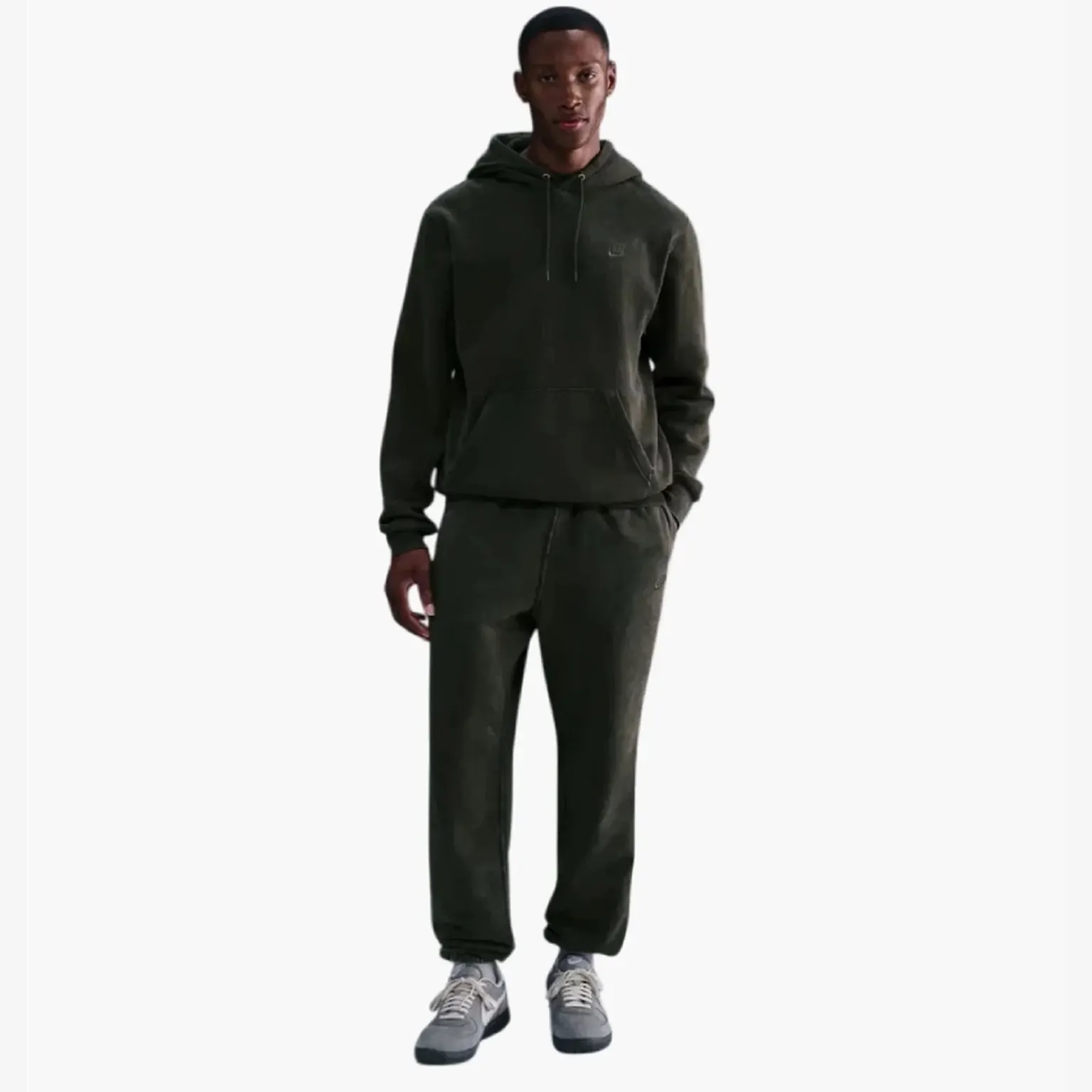 Спортивный костюм Мужской Nike Washed Cuffed fleece Green IQ1218-355_IQ1219-355