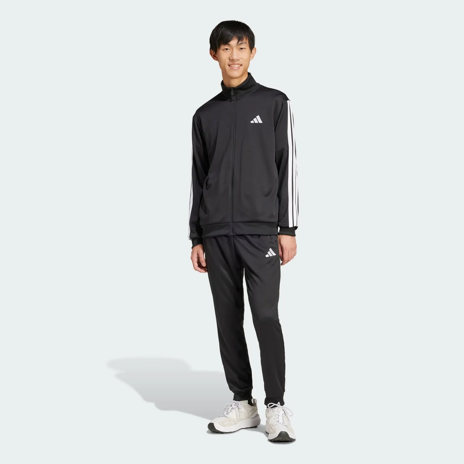Худи Мужское Adidas Sportswear Basic 3-Stripes French Terry JC5375