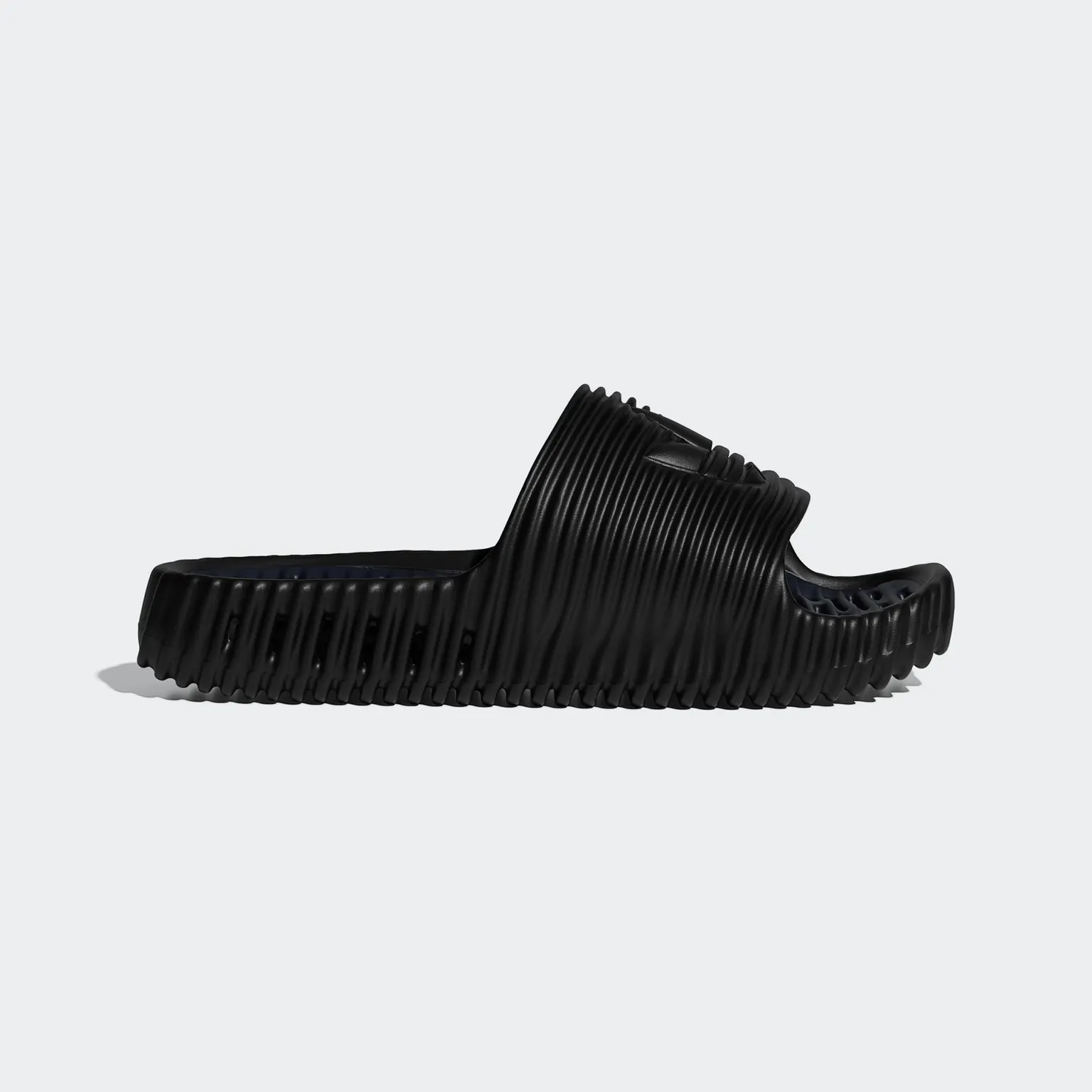 Шльопанці Adidas