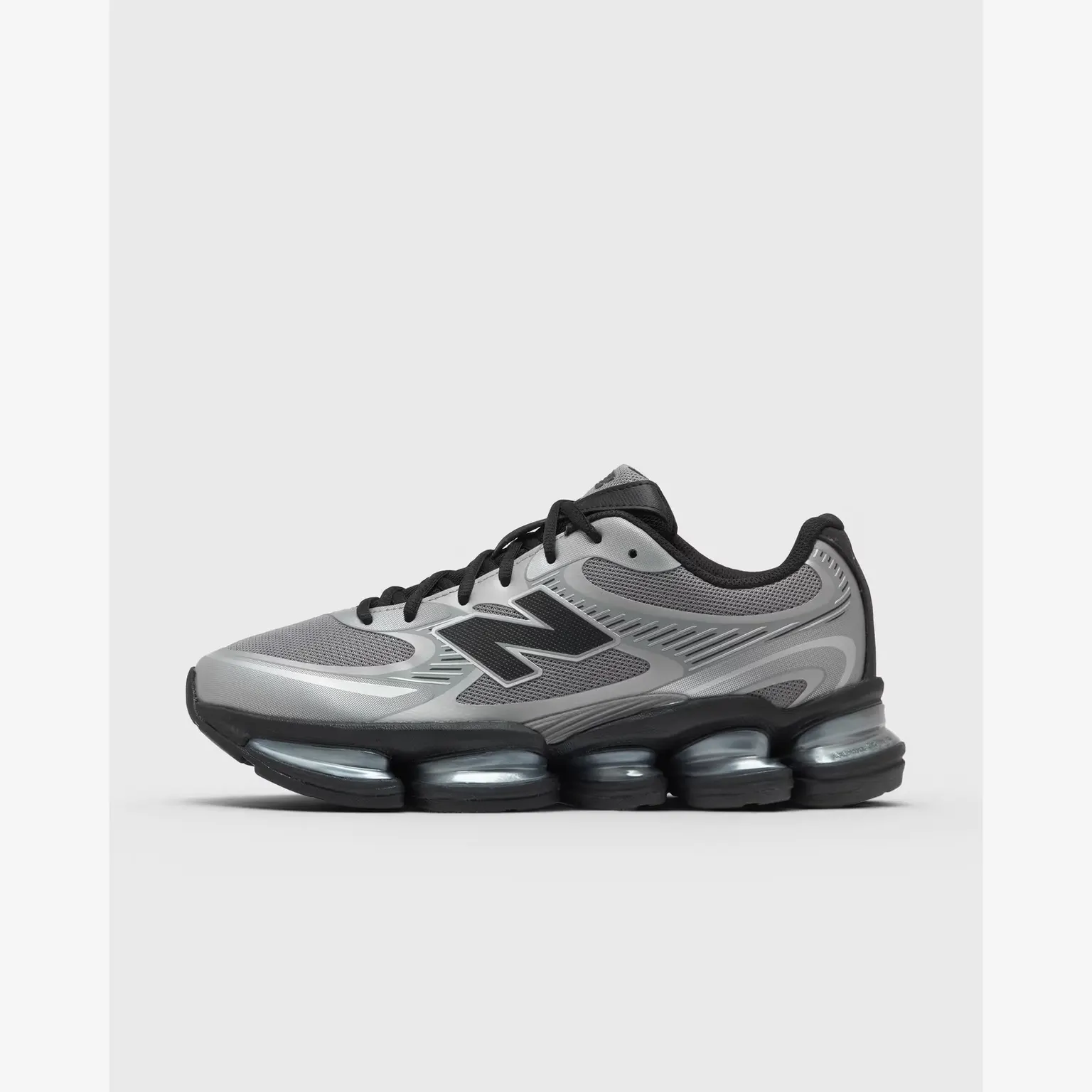 Кросівки Чоловічі New Balance 2000 U20006OU