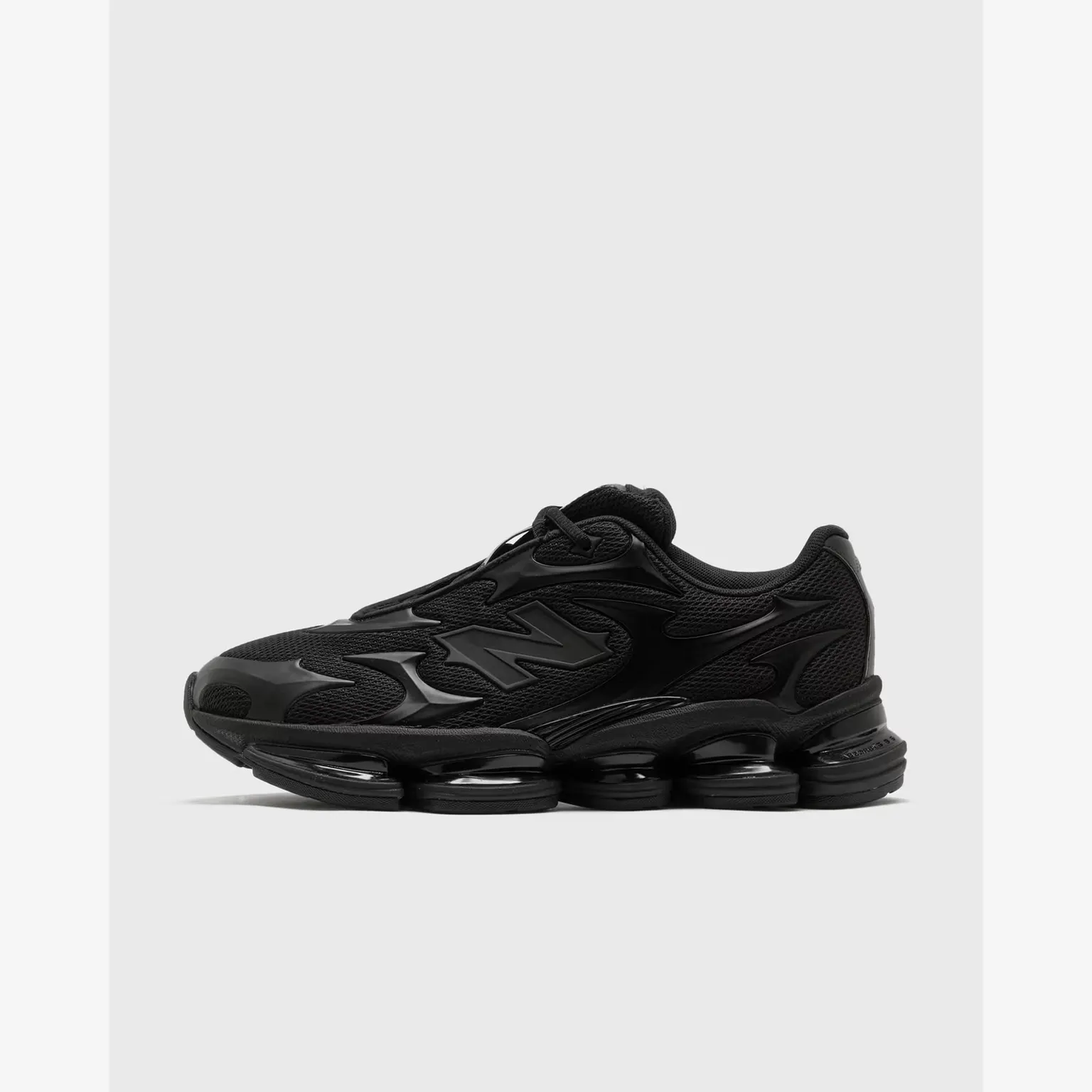 Кросівки Чоловічі New Balance Abzorb 2000 Black U200078C