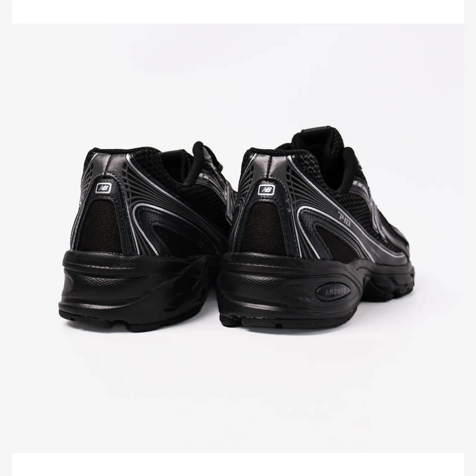 Кросівки Чоловічі New Balance 740 Black U740BM2