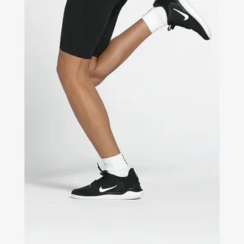 Кросівки Чоловічі Nike Revolution 8 0