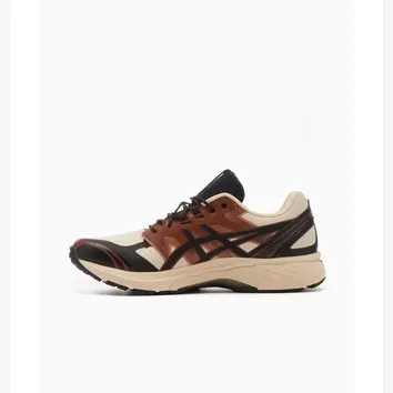 Кросівки ASICS Gel Terrain 1203A342-250