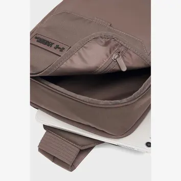 Поясна сумка Чоловіча Under Armour Triumph Utility Sling 10L 1388918-201