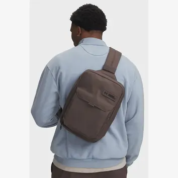 Поясна сумка Чоловіча Under Armour Triumph Utility Sling 10L 1388918-201