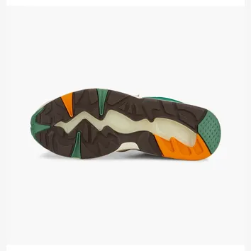 Кросівки Чоловічі Puma Players Lounge Blaze Of Glory Sneaker Beige 38634601