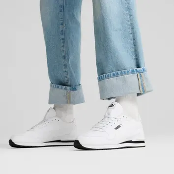 Кросівки Чоловічі Puma ST Runner v4 L Black/PUMA White 399068-01