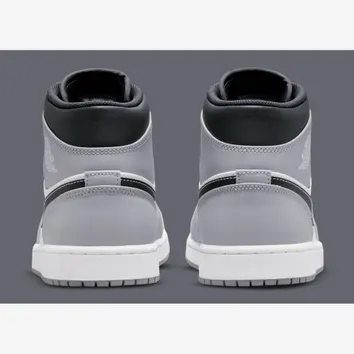 Кеди Чоловічі Air Jordan 1 Mid 554724-078