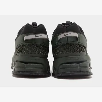 Кросівки Чоловічі Nike Zoom Vomero Roam Olive