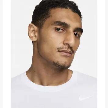 Футболка Чоловіча Nike Dri-Fit Fitness T-Shirt White AR6029-085