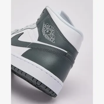 Кеди Жіночі Air Jordan 1 Mid BQ6472-113