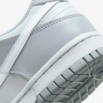 Кроссовки Женские Nike Dunk Low Two-Toned Multicolor DH9765-001