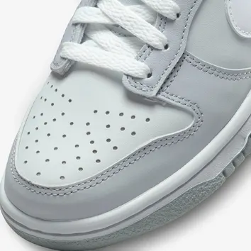Кроссовки Женские Nike Dunk Low Two-Toned Multicolor DH9765-001