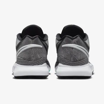 Кросівки Чоловічі Nike Kyrie 8 Orca DJ6017-001