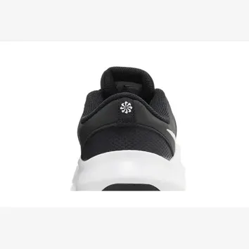 Кросівки Чоловічі Nike Legend Essential 3 Black White DM1119-001