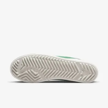 Кросівки Чоловічі Nike Blazer Mid 77 Jumbo White DR8595-100
