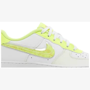 Кросівки Жіночі Nike AIR FORCE 1 DV1680-100