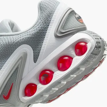 Кросівки Чоловічі Nike Air Max DN Pure Platinum/Wolf Grey/Metallic Silver/University Red DV3337-018