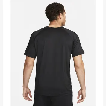 Футболка Чоловіча Nike Dri-FIT Training T-Shirt DV9815-010