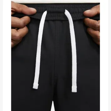 Штани Чоловічі Nike Club Woven Cargo Pants Black DX0613-010