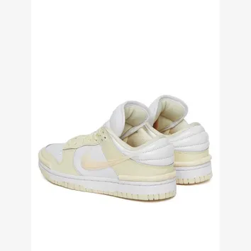 Кросівки Чоловічі Nike Dunk Low Twist Coconut Milk/White/Guava Ice DZ2794-104
