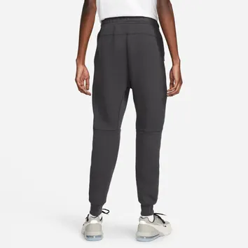 Штани Чоловічі Nike Tech Fleece Jogger Grey FB8002-060