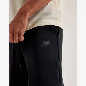 Світшот Nike NSW Tech Fleece Shorts Black FB8171-010
