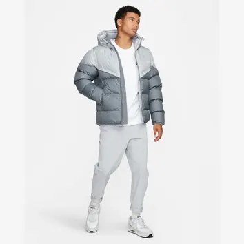 Куртка Мужская Nike Storm-fit Windrunner Primaloft FB8185-077