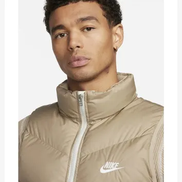 Жилет Чоловічий Nike Storm-FIT Windrunner Insulated Vest FB8193-247