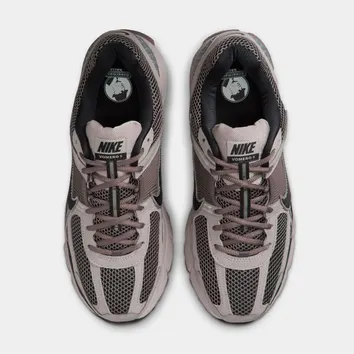 Кросівки Чоловічі Nike Vomero 5 FB9149-005